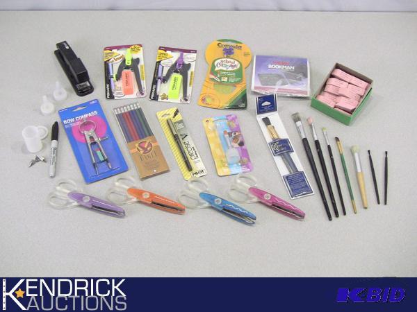 lot 86 image: Lot of New in the Package SchoolOffice Supplies