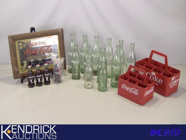 lot 9 image: Lot of Collectible Vintage Coca-Cola Items