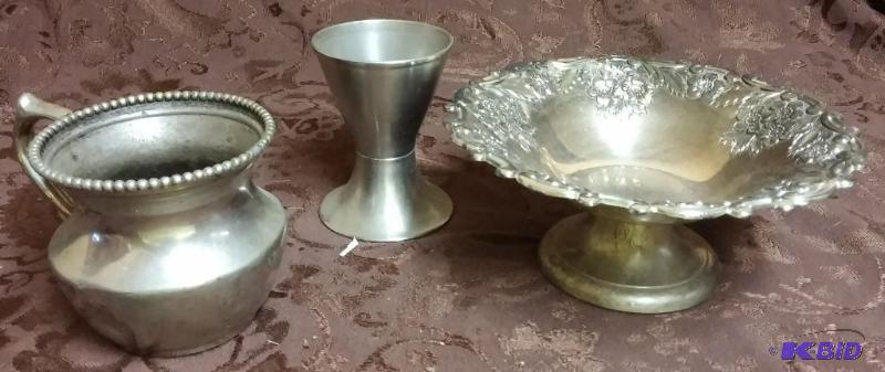 lot 15 image: Lot of silver plated items...