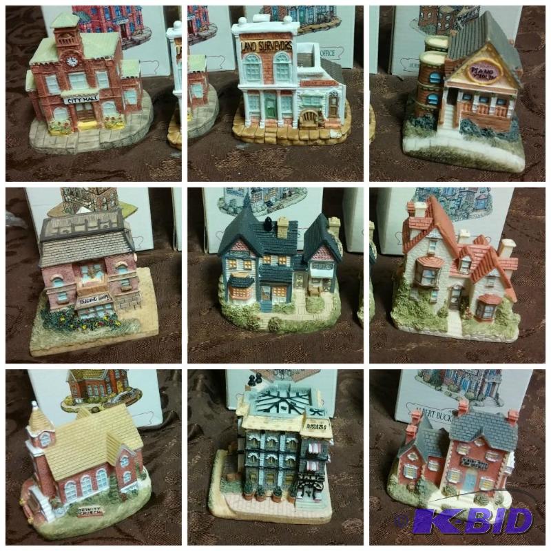 lot 36 image: Lot of 9 1994 Liberty Fall Collectable houses...