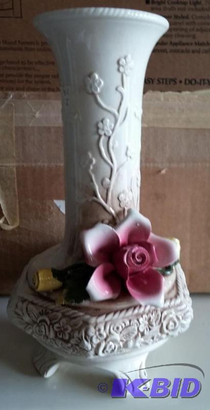 lot 4 image: Authentic Italian Vase...