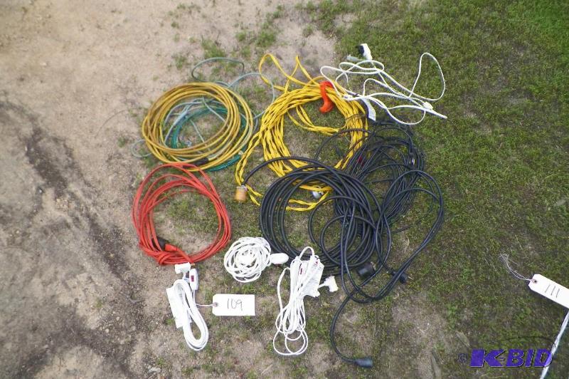 lot 109 image: 9 Extension Cords