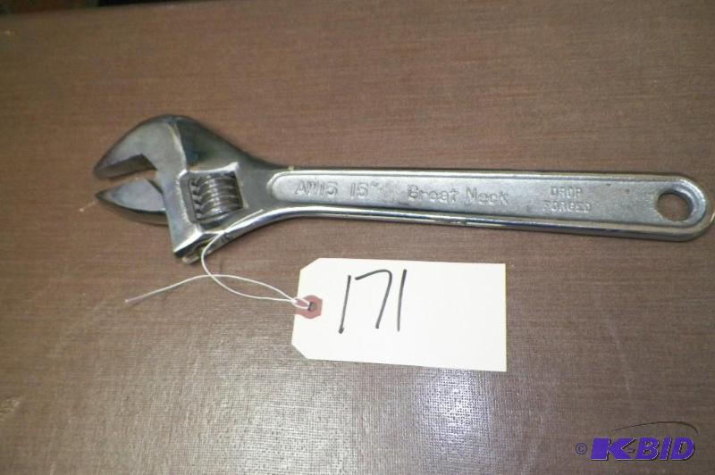 lot 171 image: Great Neck AW15 15 Crescent Wrench