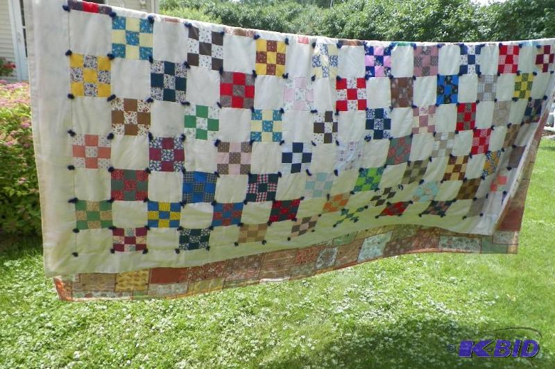 lot 213 image: Patchwork Quilt