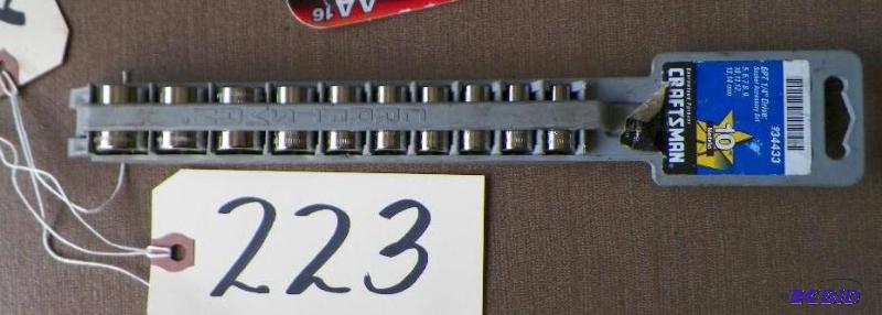 lot 223 image: Craftsman Socket Set