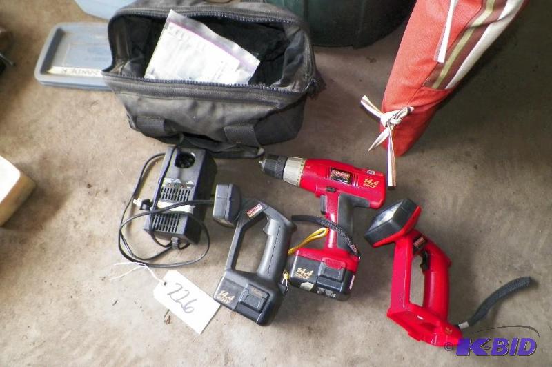 lot 226 image: 14.4 volt Drill and 2 Flashlights with 2 Batteries in Craftsman Bag