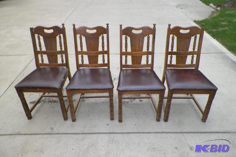 lot 231 image: 4 Kitchen Chairs