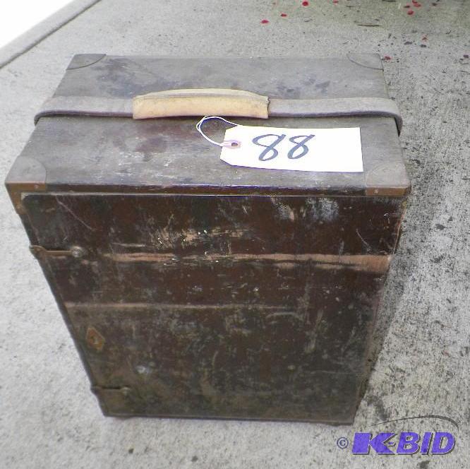 lot 88 image: Survey Laser and Scope