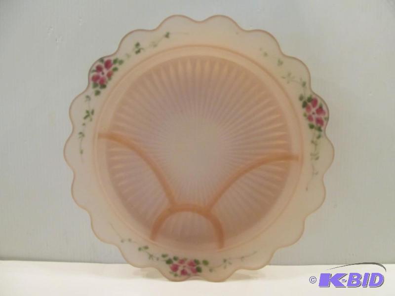 lot 10 image: Pink Depression Platter