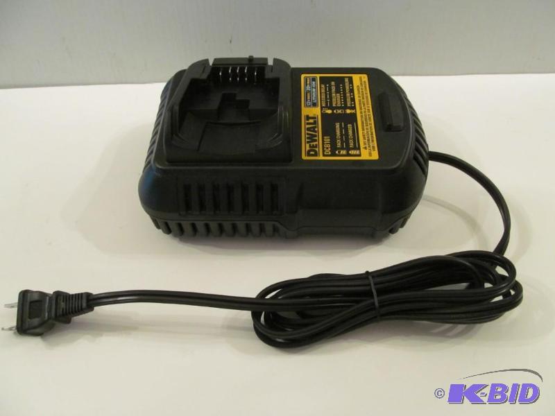 lot 3 image: DeWALT 12vmax20vmax Lithium Ion Battery Charger