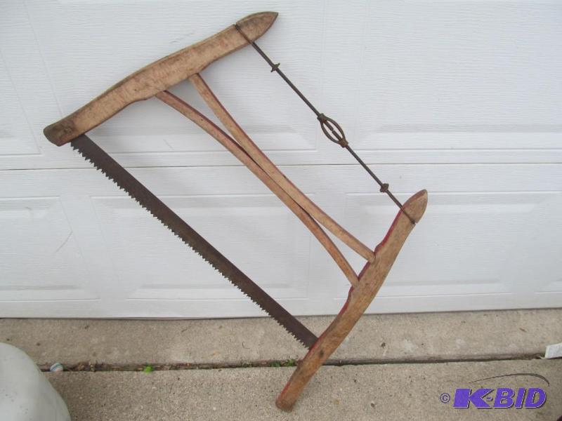 lot 52 image: Vintage saw