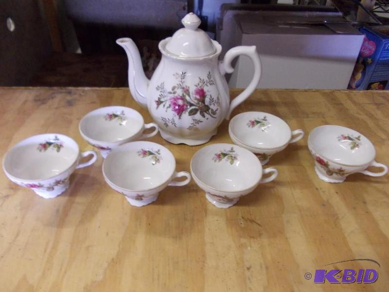 Pink Floral Tea Set Marked Japan...