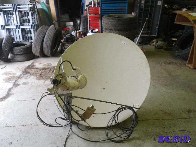 Satelitte dish...