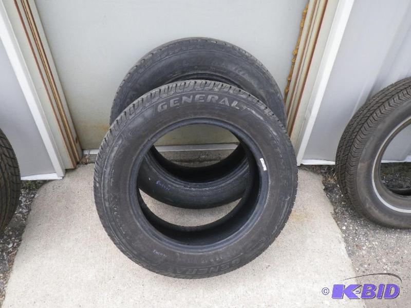 2 General Altimax RT, 19565R15, 732 tread...