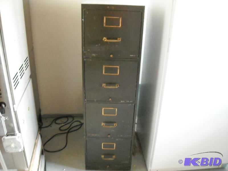 lot 102 image: 4 drawer file cabinet