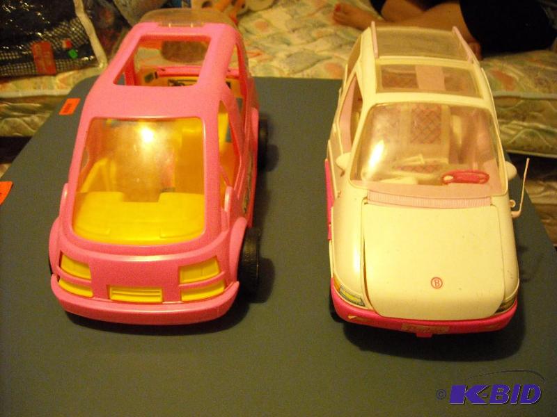 lot 130 image: 2 Barbie vans