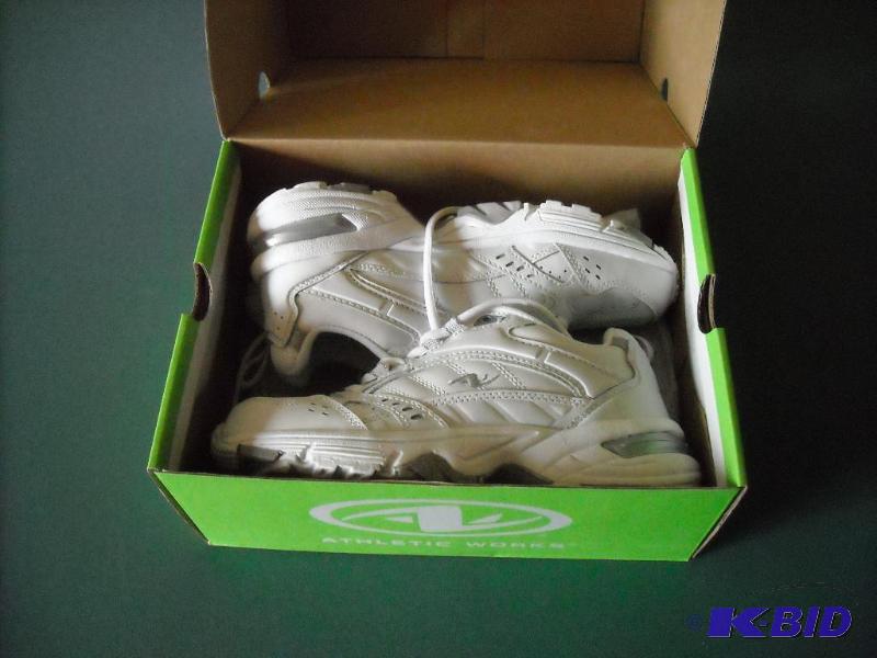 lot 159 image: Athletic Works brand new in box size 6.5 womens tennis shoes