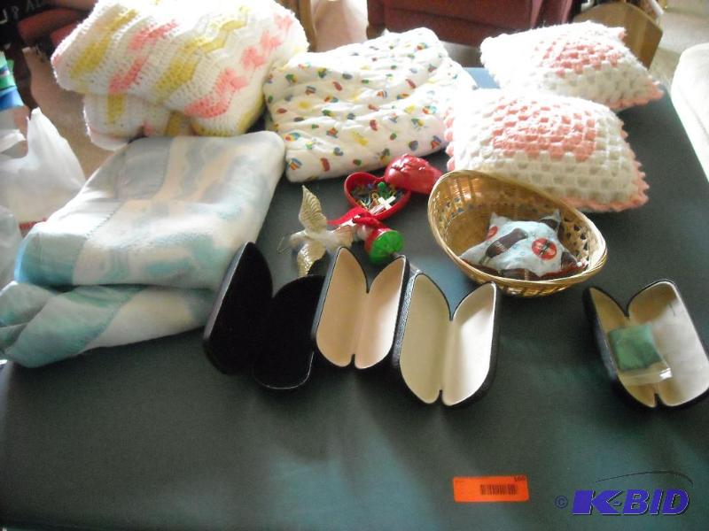 lot 166 image: misc baby items and eye glass cases