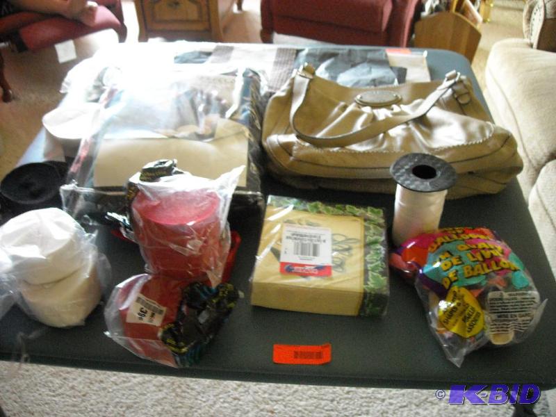 lot 169 image: misc items