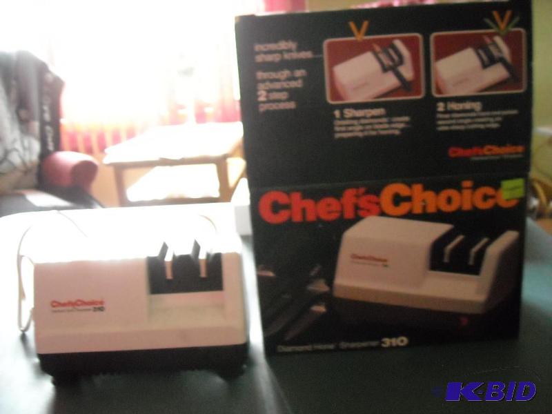 lot 188 image: Chef choice knife sharpener