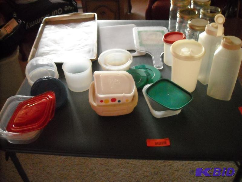 lot 202 image: misc kitchen items