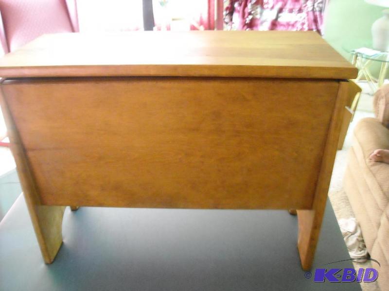 lot 223 image: wooden storage box