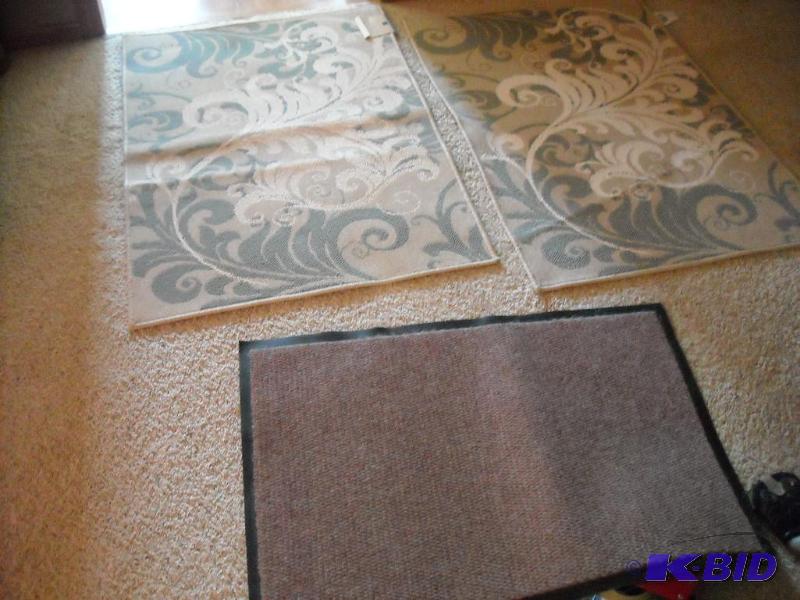 lot 227 image: 2 matching rugs (one is new) and additional rug