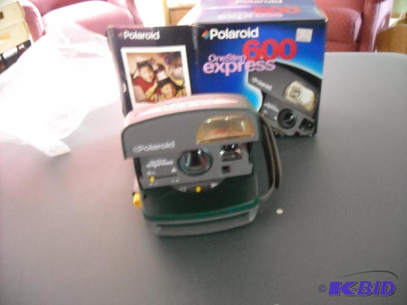 lot 239 image: Polaroid OneStep Express 60 camera