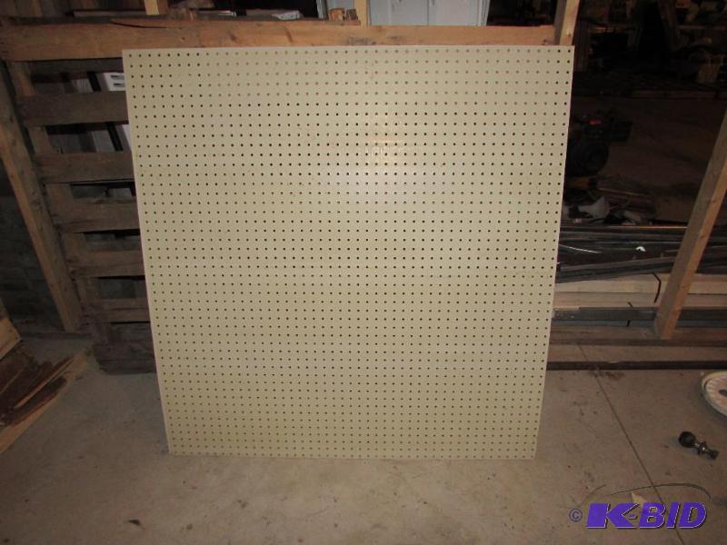 lot 255 image: 10 sheets of pegboard