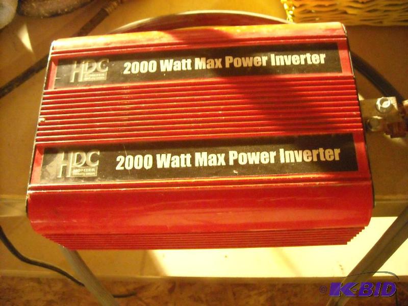 lot 271 image: 2000 watt power inverter, Coleman lantern