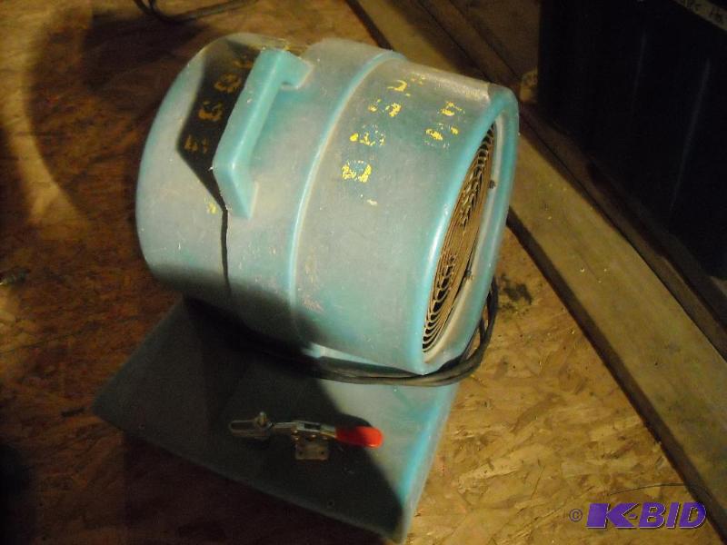 lot 274 image: 14 hp air mover