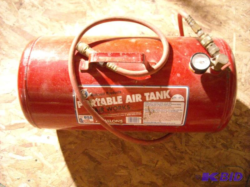 lot 288 image: 7 gallon Air Works portable air tank