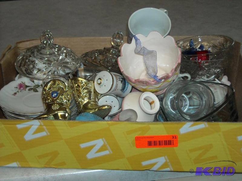 lot 31 image: Cups and Saucers and other misc