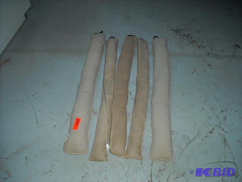 lot 45 image: Draft Stops
