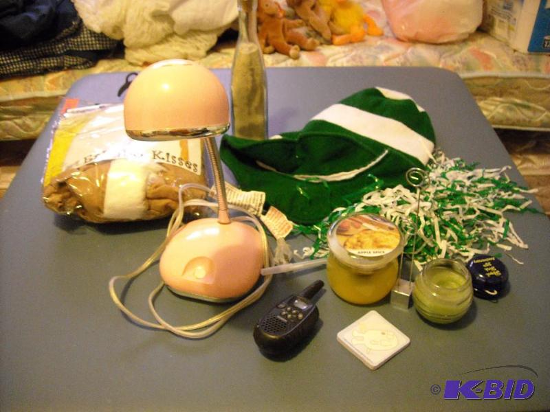 lot 85 image: pink desk lamp, costume and misc...