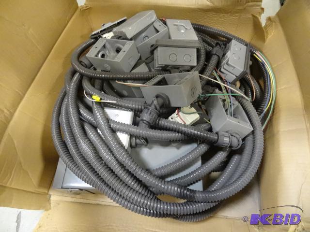 100 amp square D outdoor box. Outdoor wires w...