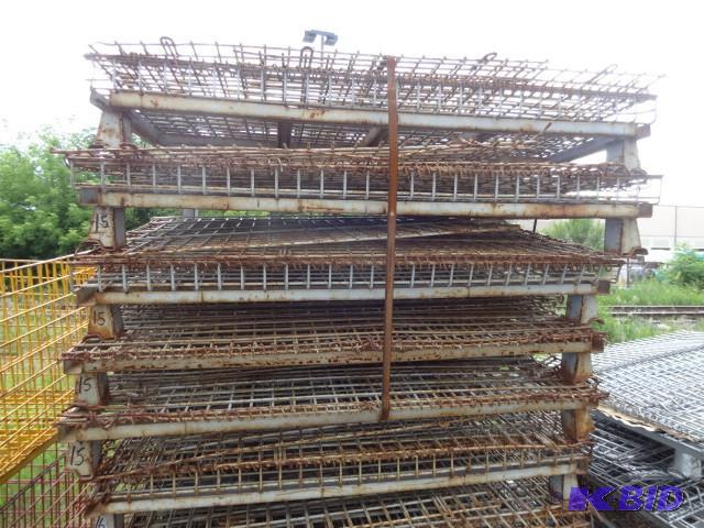 5 fold up metal crates. Stackable. Approx 52 ...