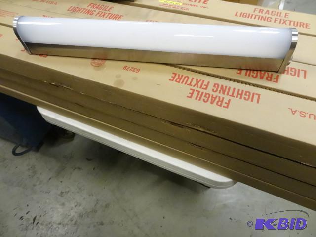 2 outdoor fluorescent lights. Stainless. 23&q...