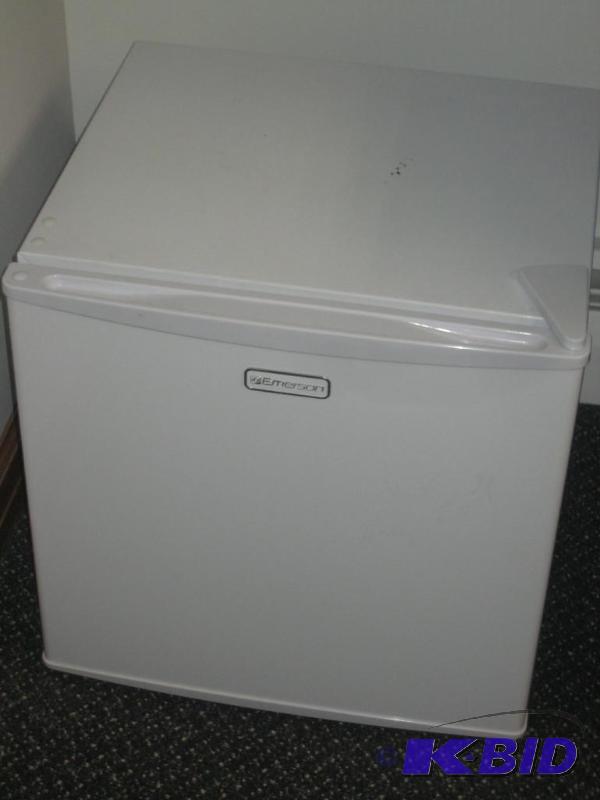 Dorm Size Emerson Refrigerator