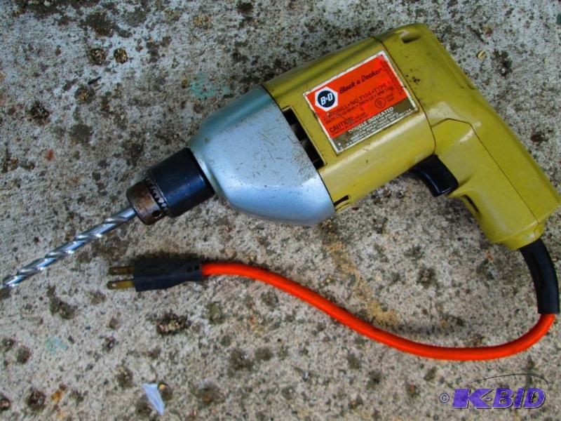 lot 54 image: Black and Decker corded drill...