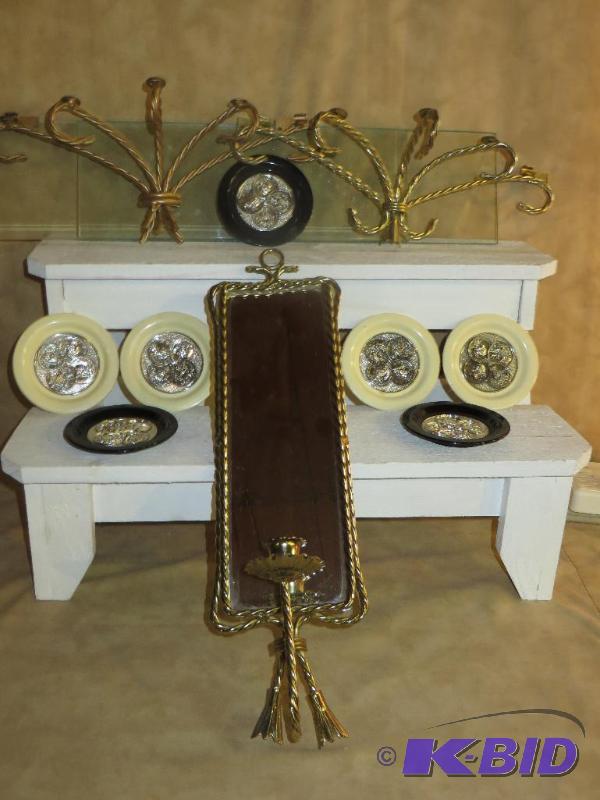 lot 114 image: Home Interiors - Mirror w a Candle Holder and 2 Sets of Glass Shelves  Coasters