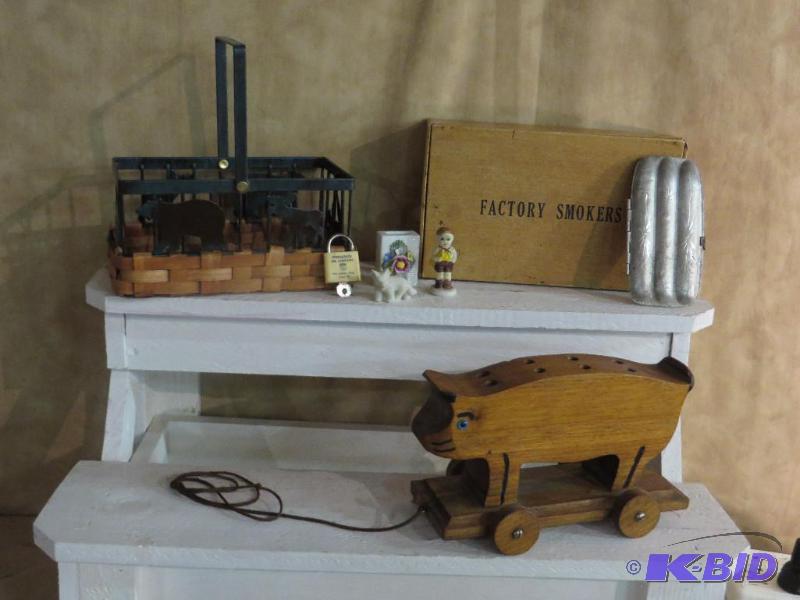 lot 115 image: Antique 3-Cigar HolderKeeper  a lot of other stuff, STENBAKKEN OIL COMPANY Lock