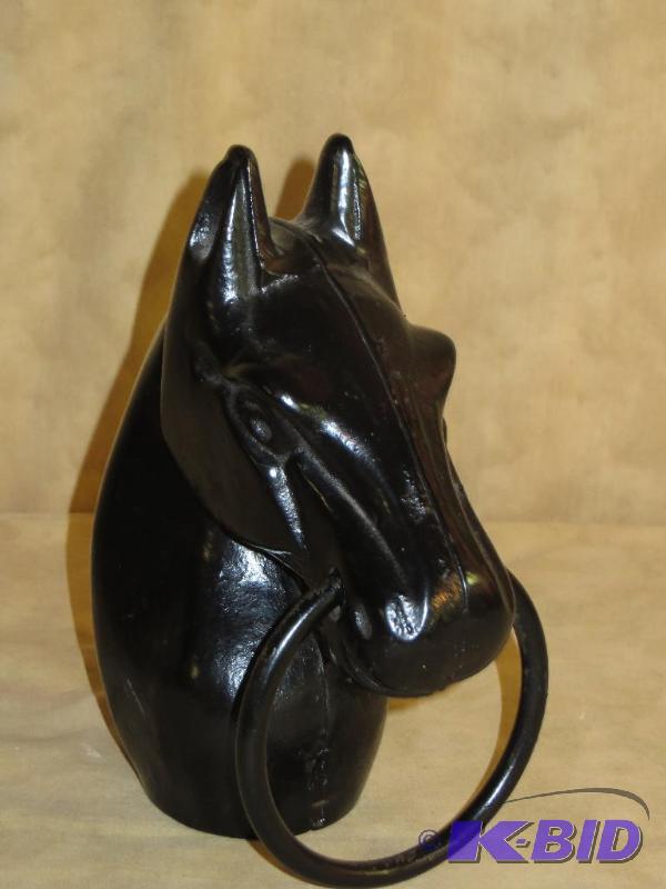lot 13 image: Cast Iron Horse Head with Ring