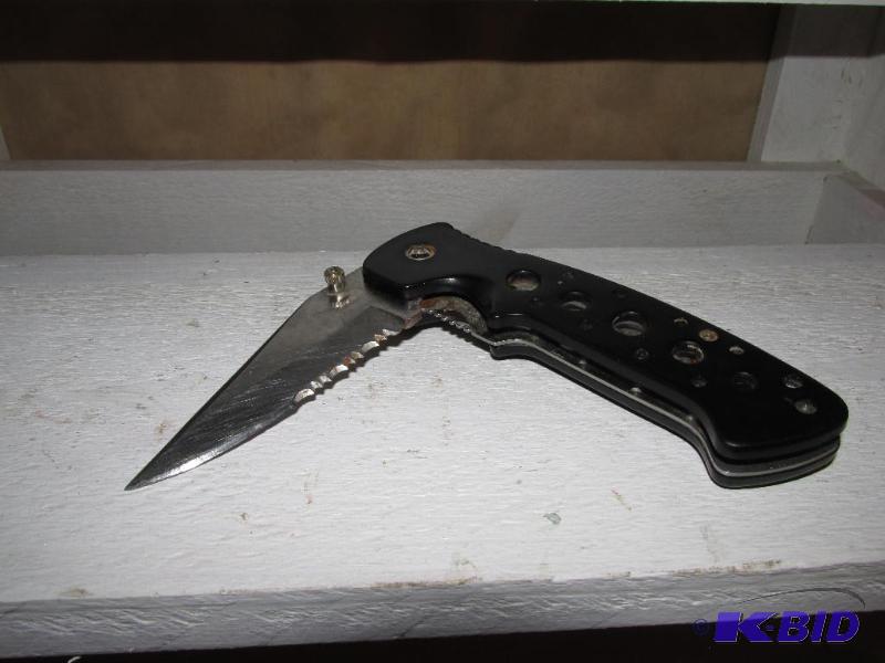lot 137 image: Single Blade Pocket Knife