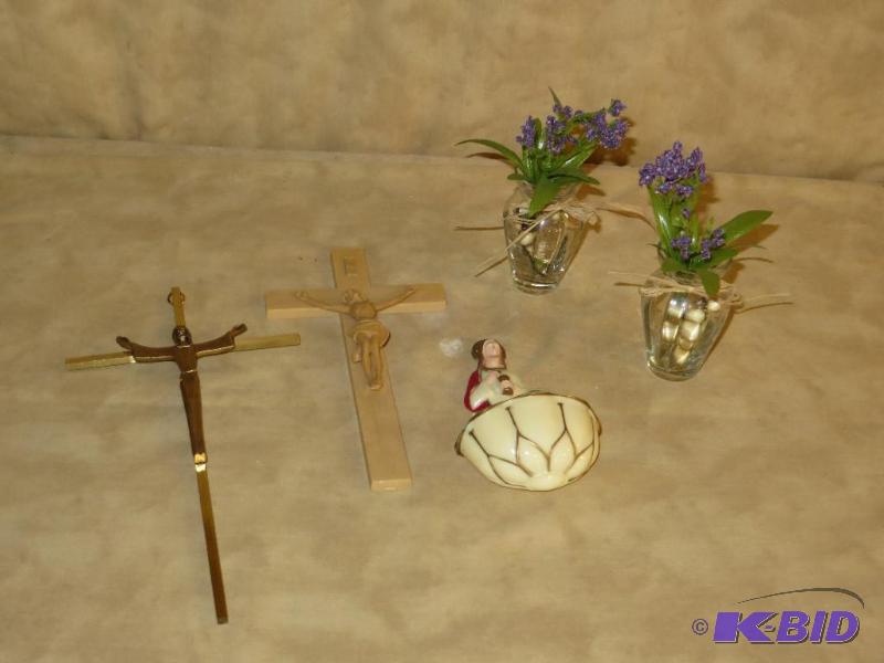lot 14 image: ChristYoung Child Holy Water Fount Plastic Crucifix from Holy Ghost Missions Golden Crucifix