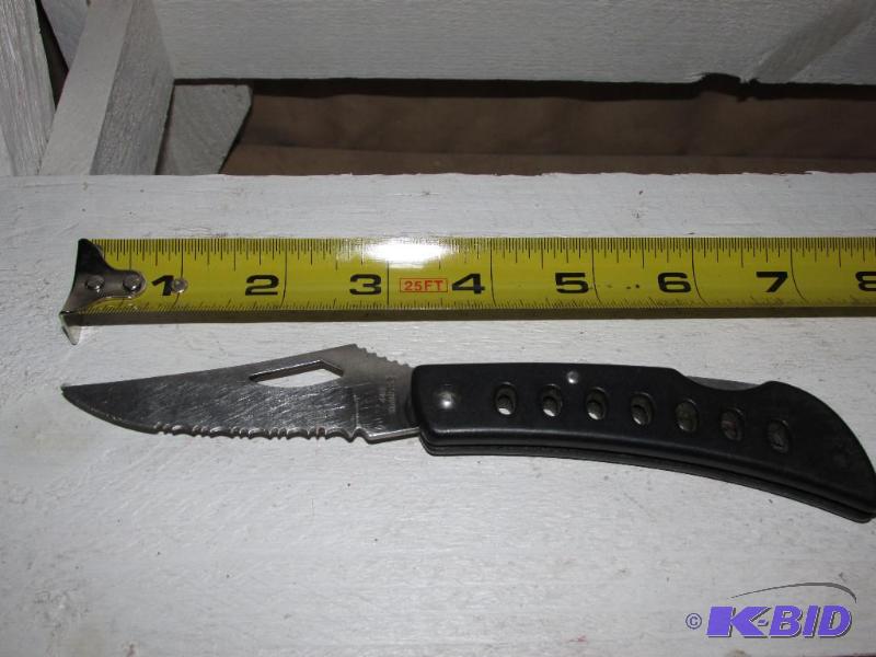 lot 142 image: Single Blade Pocket Knife