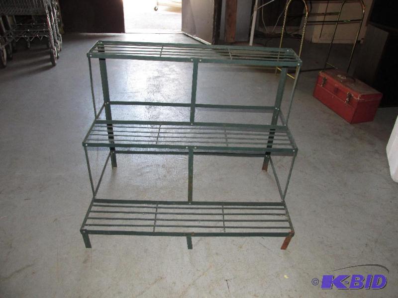 lot 218 image: VINTAGE YARD & GARDEN - 3 level FLOWER RACK or ()