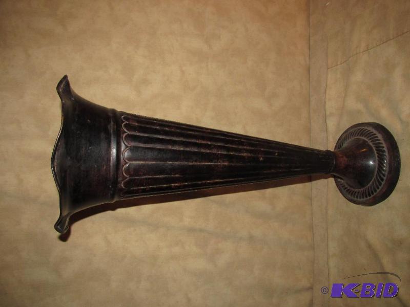 lot 232 image: Vintage Metal Umbrella Stand