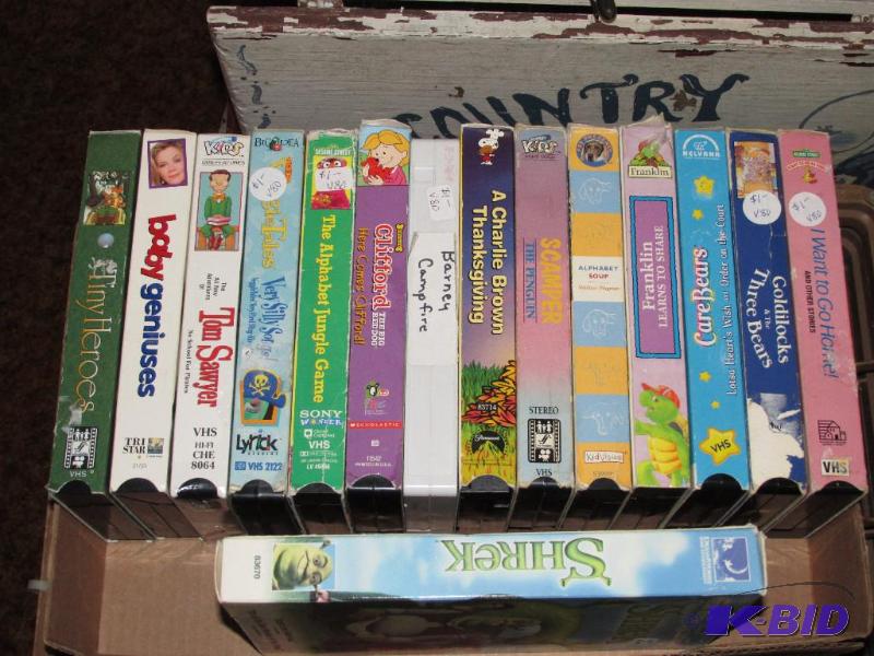 lot 242 image: 15 Kids Movies