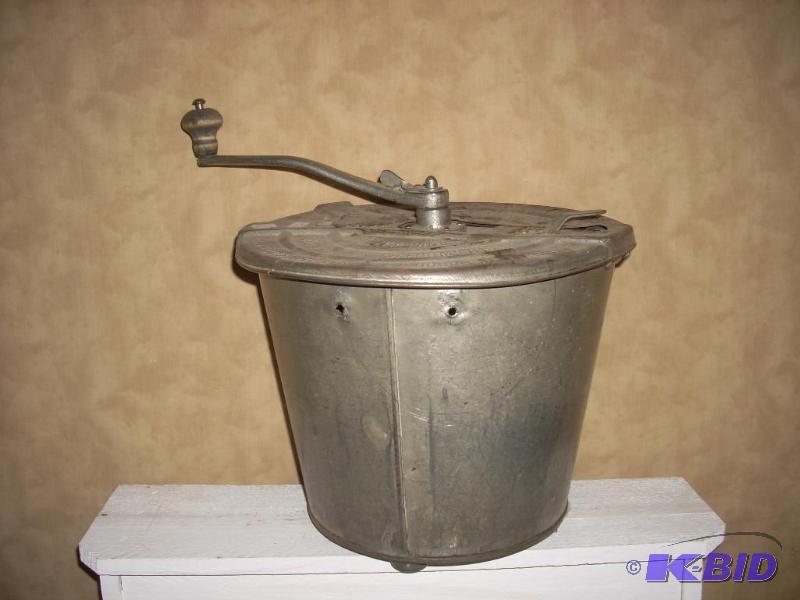 lot 288 image: Vintage Dough Maker